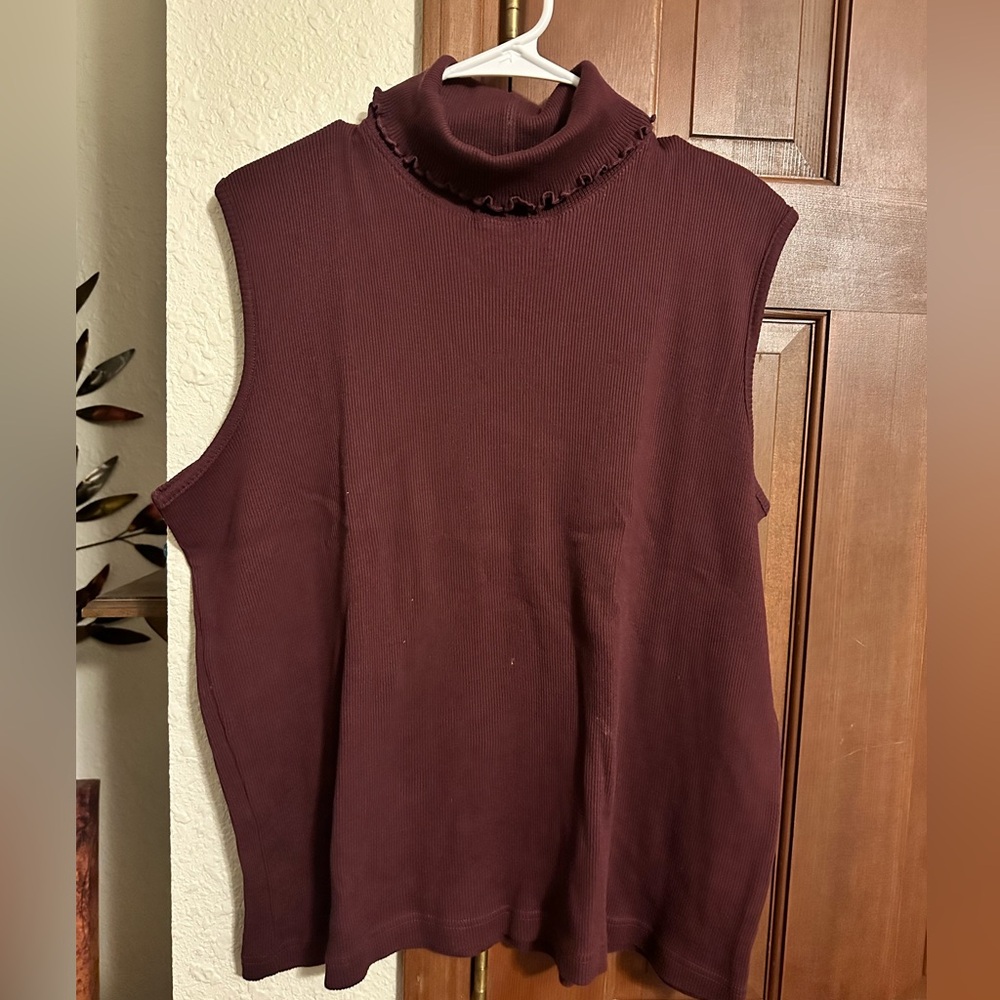 CJ Banks tank top